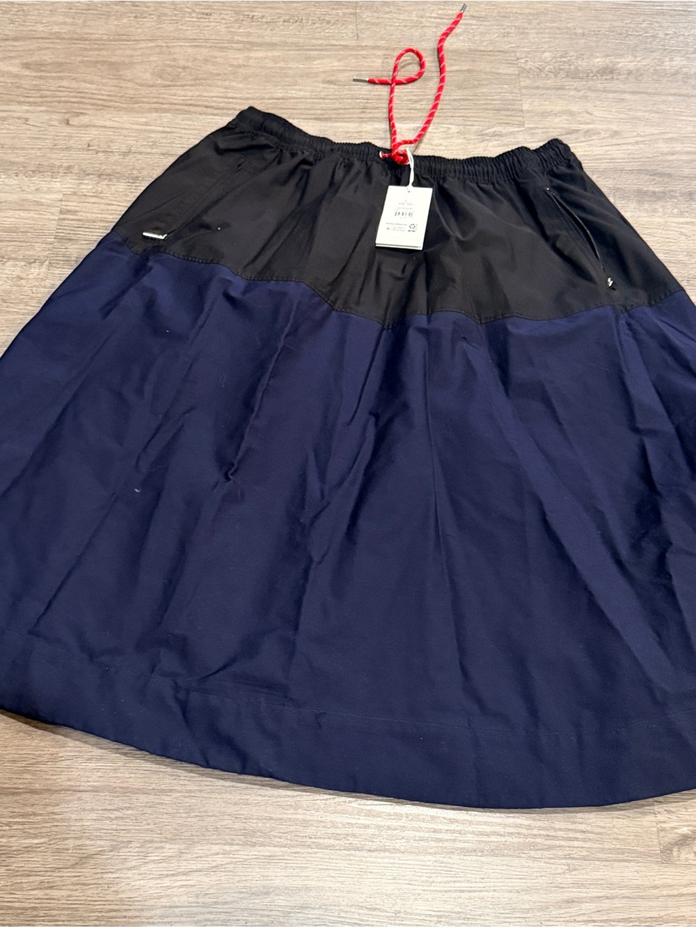 Free Assembly Women’s Two-Tone A-Line Skirt - Black & Navy Large